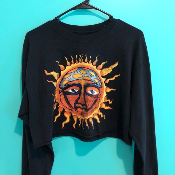 trendy cropped Sublime tee! - Picture 4 of 4